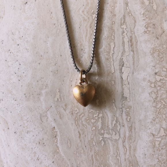 Matte Gold Heart Pendant Choker - Picture 1 of 2